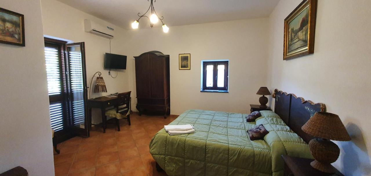 Bed and Breakfast La Cicogna Agerola Habitación foto